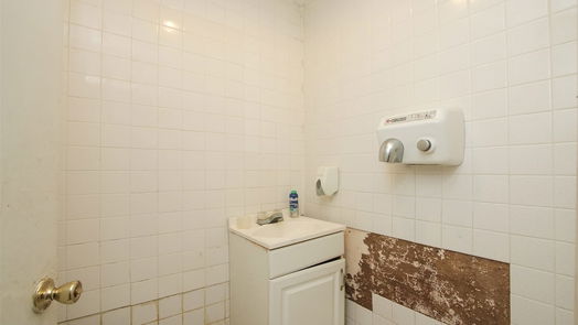 Galveston 2-story, 3-bed 1613 39th Street-idx