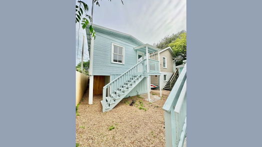 Galveston 2-story, 2-bed 1009 Avenue L-idx