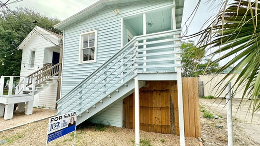 Galveston 2-story, 2-bed 1009 Avenue L-idx