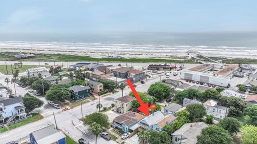 Galveston 2-story, 2-bed 1009 Avenue L-idx