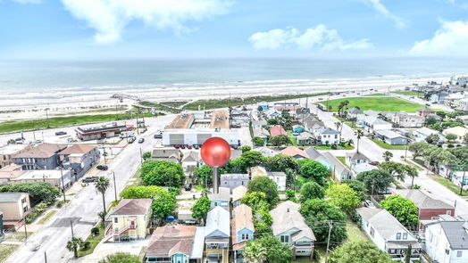 Galveston 2-story, 2-bed 1009 Avenue L-idx