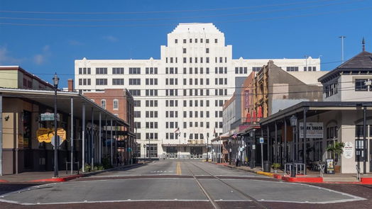 Galveston 2-story, 2-bed 1716 Tremont Street D-idx