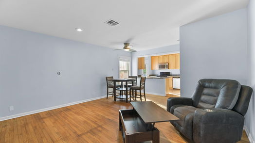 Galveston null-story, 2-bed 104 Trout Street-idx