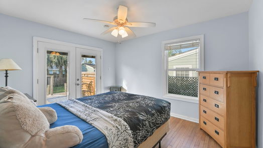 Galveston null-story, 2-bed 104 Trout Street-idx
