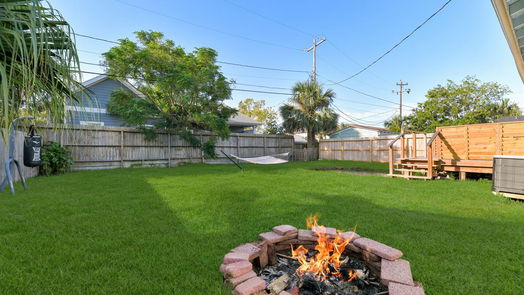 Galveston null-story, 2-bed 104 Trout Street-idx