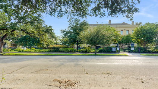 Galveston 2-story, 2-bed 1314 / 1316 Moody Avenue-idx