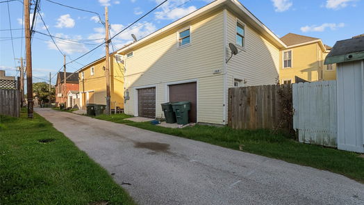 Galveston 2-story, 3-bed 1620 Post Office Street-idx