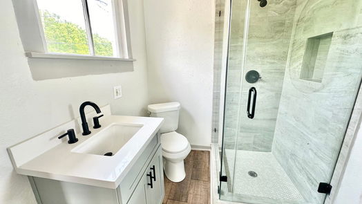Galveston 2-story, 3-bed 1009 Ave L-idx