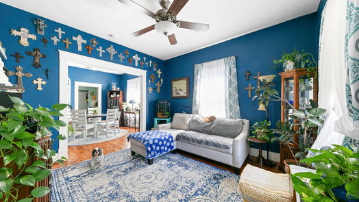 Galveston 1-story, 2-bed 3720 Avenue P 1/2-idx