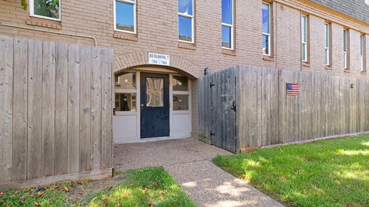 Galveston 2-story, 2-bed 215 Post Office Street 704-idx