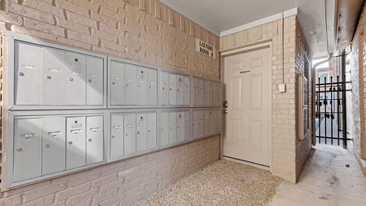 Galveston 2-story, 2-bed 215 Post Office Street 704-idx