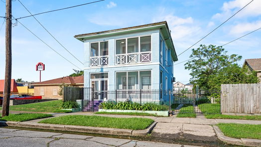 Galveston 2-story, 3-bed 1014 31st Street-idx