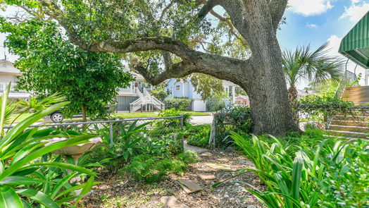 Galveston 1-story, 2-bed 1620 Avenue L-idx