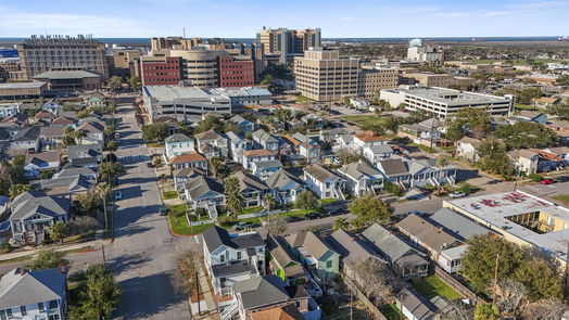 Galveston 1-story, 2-bed 823 Winnie Street-idx