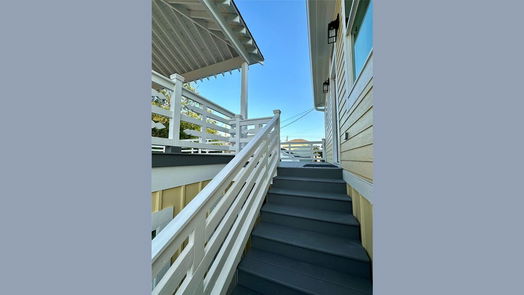 Galveston 2-story, 5-bed 1710 22nd Street-idx