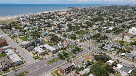 Galveston 2-story, 1-bed 1108 Broadway street-idx