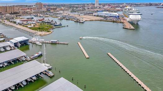 Galveston 1-story, 1-bed 921 Marine Drive 225-idx