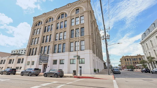 Galveston 1-story, 1-bed 2400 Mechanic Street 103-idx