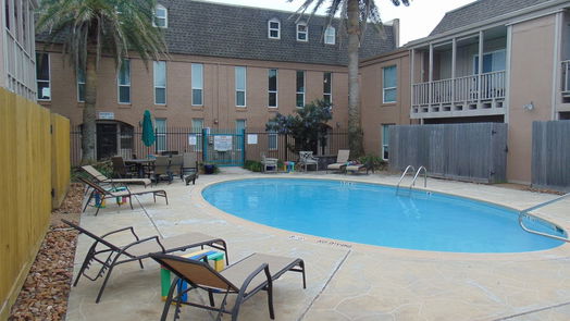 Galveston 2-story, 2-bed 215 Post Office Street 304-idx