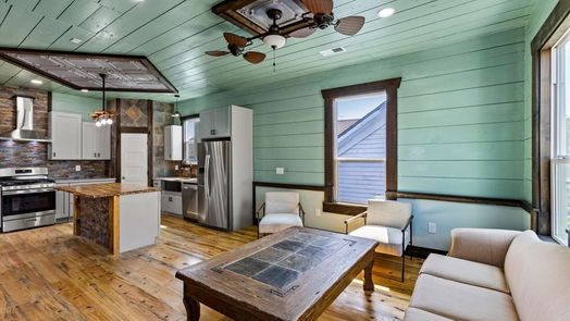 Galveston 3-story, 4-bed 3919 Ursuline Street-idx