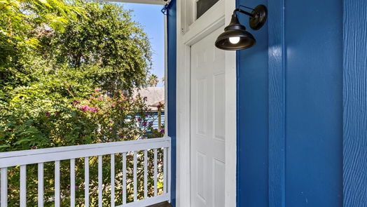 Galveston 3-story, 4-bed 3919 Ursuline Street-idx