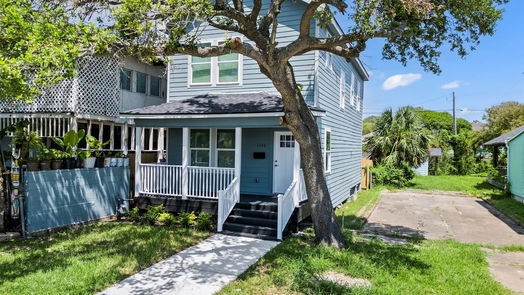 Galveston 2-story, 3-bed 1126 Avenue L-idx