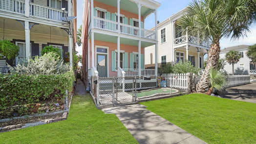 Galveston 2-story, 3-bed 2006 Avenue K-idx