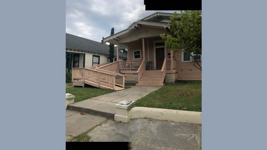 Galveston 2-story, 3-bed 2127 31st Street-idx