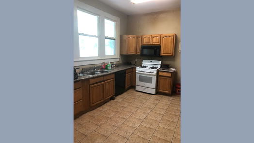 Galveston 2-story, 3-bed 2127 31st Street-idx