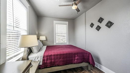 Galveston 2-story, 3-bed 1115 22nd Street-idx