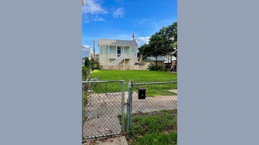 Galveston 1-story, 1-bed 2107 Avenue M 1/2-idx