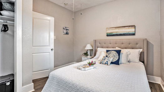 Galveston 2-story, 2-bed 1113 28th Street-idx