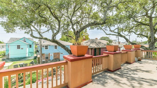 Galveston 2-story, 5-bed 2911 Broadway-idx