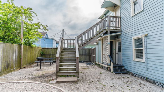 Galveston 2-story, 3-bed 2511 Avenue L-idx