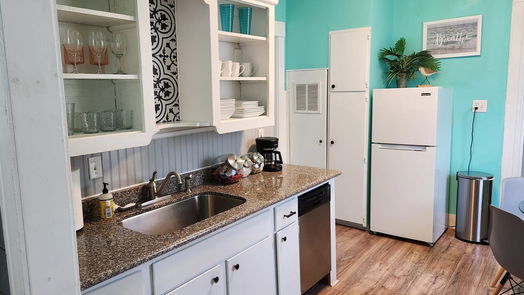 Galveston 1-story, 2-bed 2219 33rd Street E-idx