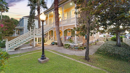 Galveston 2-story, 6-bed 1701 Moody Avenue-idx