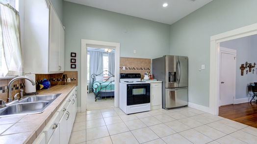 Galveston null-story, 3-bed 3721 Avenue P 1/2-idx