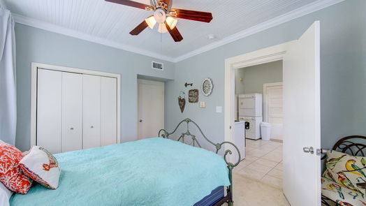 Galveston null-story, 3-bed 3721 Avenue P 1/2-idx