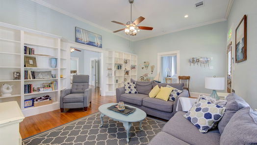 Galveston null-story, 3-bed 3721 Avenue P 1/2-idx