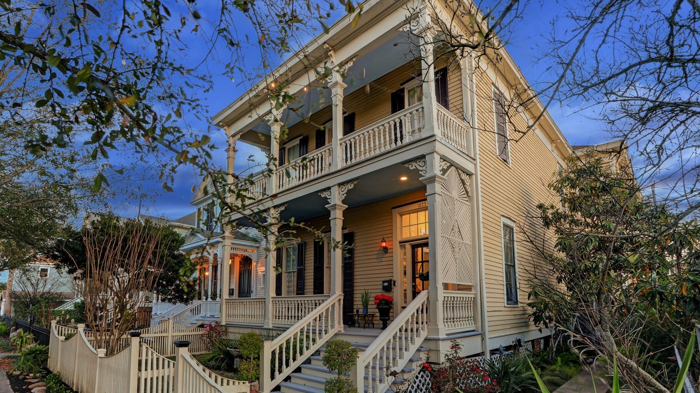 Galveston 2-story, 5-bed 1823 Sealy Street-idx