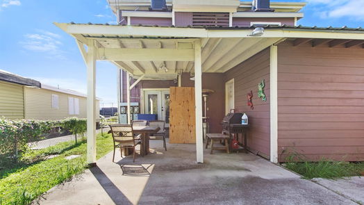 Galveston 2-story, 5-bed 4216 Avenue M 1/2-idx