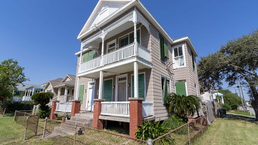 Galveston 2-story, 3-bed 1302 Avenue L-idx