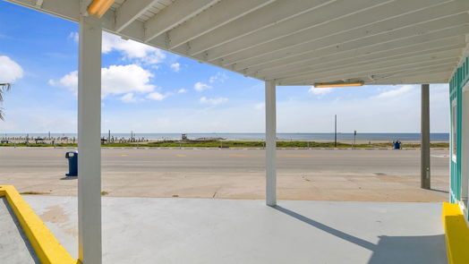 Galveston 2-story, 2-bed 1020 Seawall Boulevard-idx