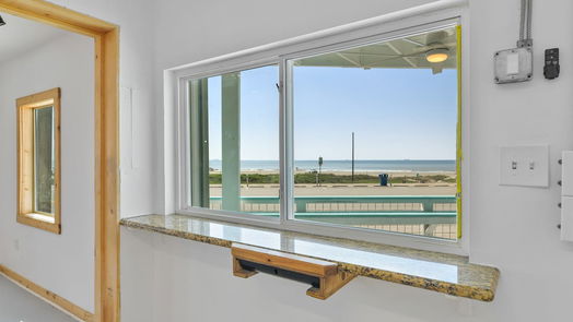 Galveston 2-story, 2-bed 1020 Seawall Boulevard-idx