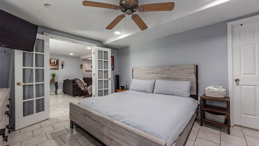 Galveston 2-story, 3-bed 4412 Avenue R 1/2-idx