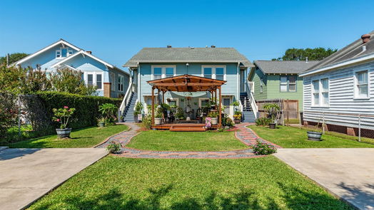 Galveston 2-story, 3-bed 4412 Avenue R 1/2-idx