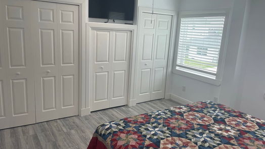 Galveston 2-story, 3-bed 4013 Ave N 1/2-idx