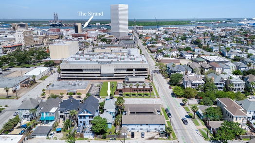 Galveston 2-story, 4-bed 1911 Sealy Street-idx