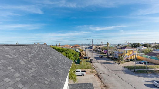 Galveston 2-story, 3-bed 1122 10th Street-idx