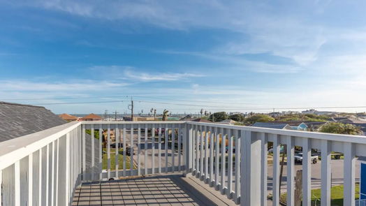 Galveston 2-story, 3-bed 1122 10th Street-idx